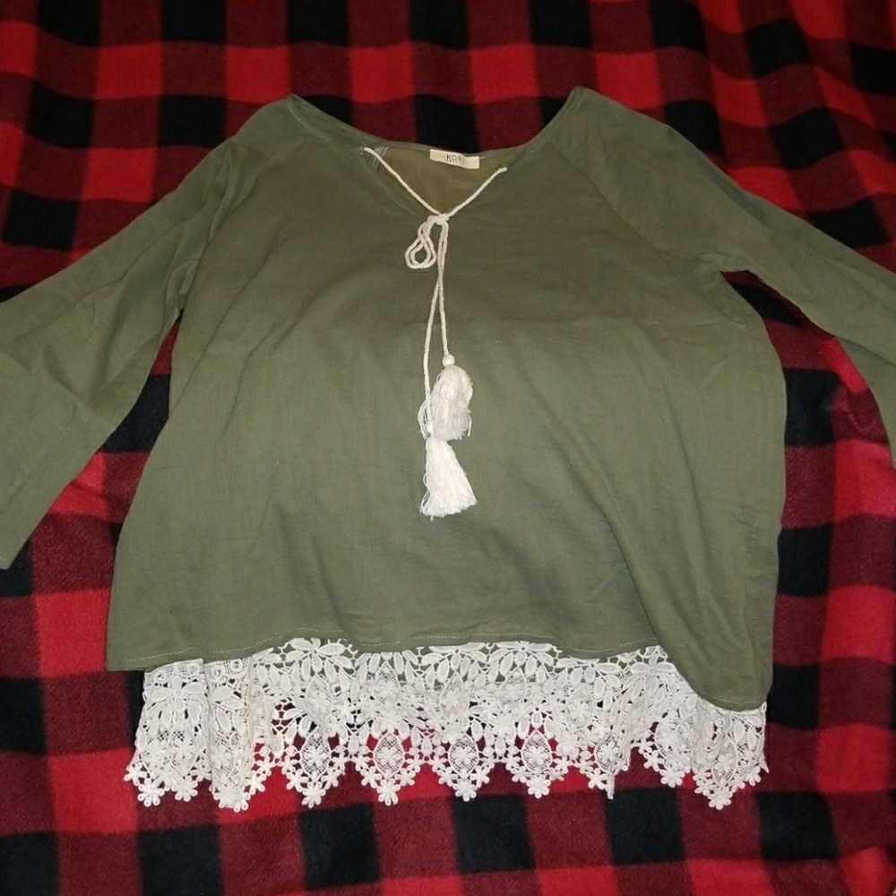 Green Kori America top